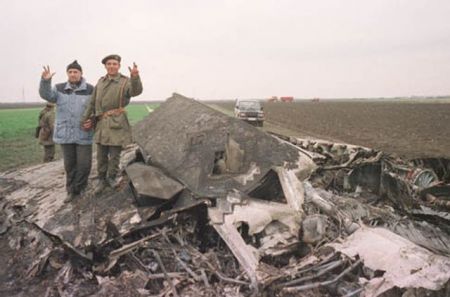 Олупина невидљивог Ф-117 у близини Буђановаца 1999.