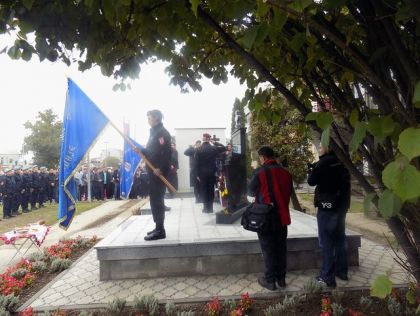 Освештан споменик припадницима Специјалне бригаде полиције у Бијељини