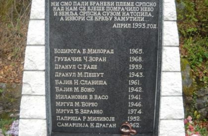 Споменик погинулим борцима ВРС у Кратинама код Миљевине