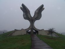 Јасеновац - Jasenovac