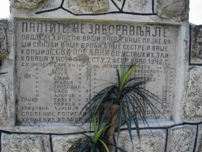 Spomenik u selu Štrpci, zaselak Ganinci