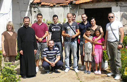 Удруженим снагама у суботу 14. августа 2010. спроведена је још једна у низу великих хуманитарних акција на подручју српске Крајине.