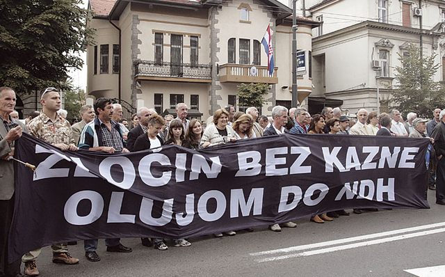 tl_files/ug_jadovno/img/preporucujemo/2014/Protestni_skup_pred_hrvatskom_Ambasadom.jpg