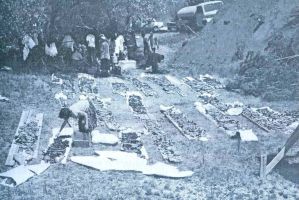 Stravična
slika pripremanja kostiju žrtava iz Prologa za sahranu poslije pedeset
godina