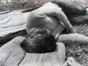 U knjizi na strani 143-a Srbin star oko 65 godina ubijen u Gračacu od strane ustaša, italijanska vojska ga našla i fotografisala 4. avgusta 1941.