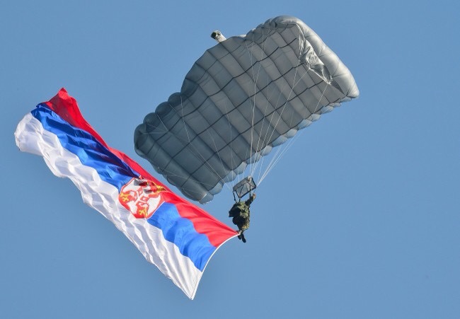 http://jadovno.com/tl_files/ug_jadovno/img/preporucujemo/2014/Sudenje Drazi/padobranac.jpg http://jadovno.com/tl_files/ug_jadovno/img/preporucujemo/2014/Sudenje Drazi/padobranac.jpg