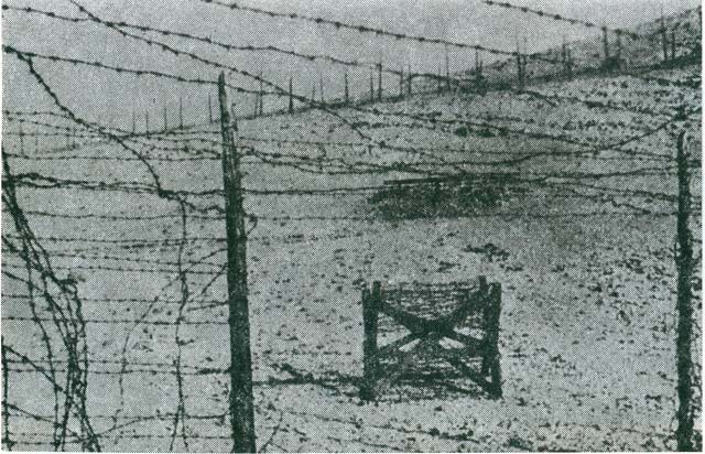 Entrance to the Serbian Camp (Italian photo, 1941).