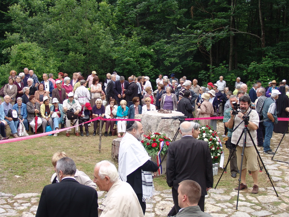 Na Jadovnu 26 juna 2010. - Prvo obilježavanje Dana sjećanja na Jadovno 1941.
