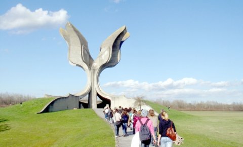 jasenovac2a.jpg