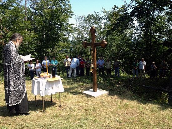 Ogulin - parastos za Srbe ubijene i bačene u Klečku jamu, Foto: SRNA