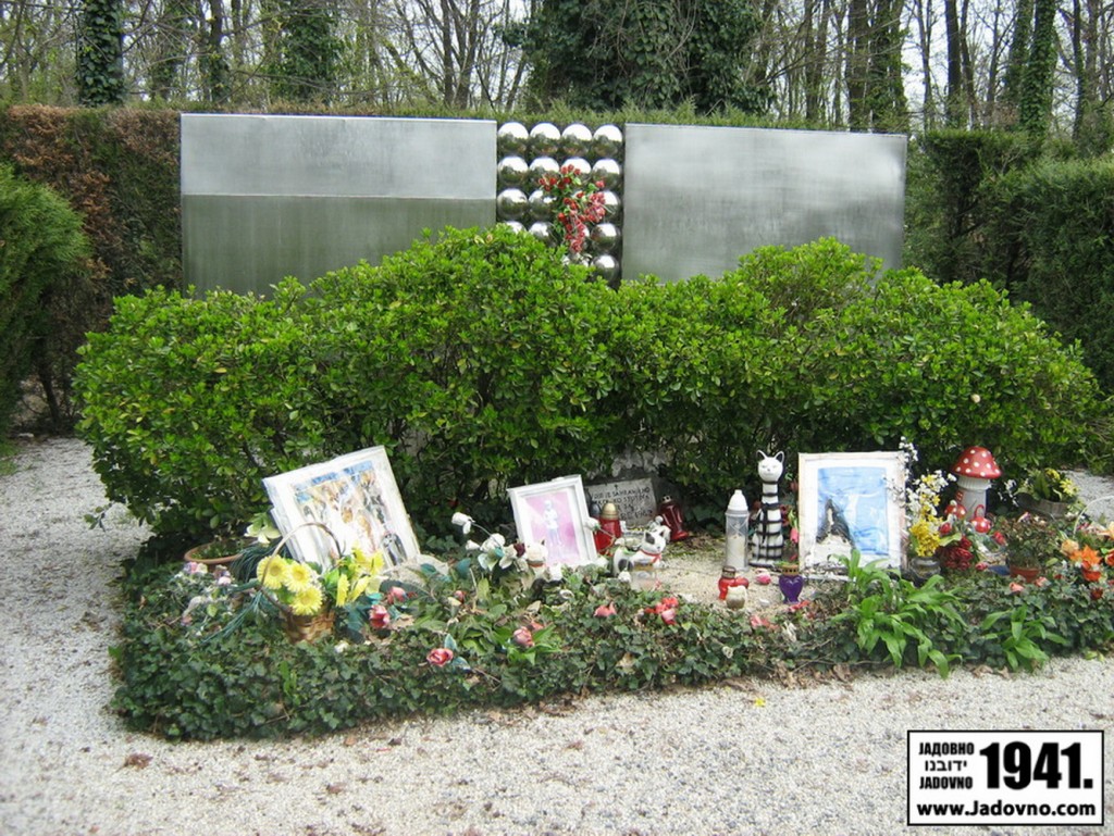 Споменик српској дјеци са Козаре на загребачком гробљу Мирогој