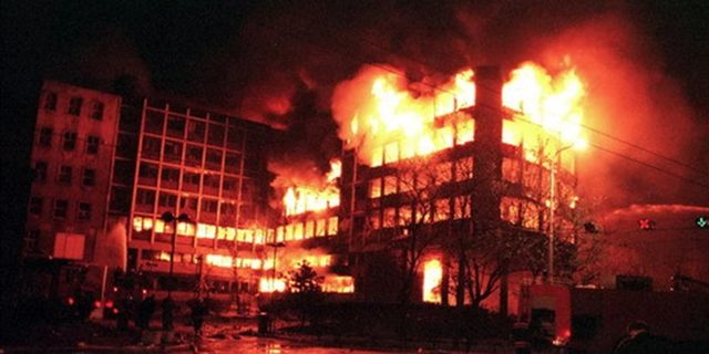 Бомбардовање зграде РТС-а