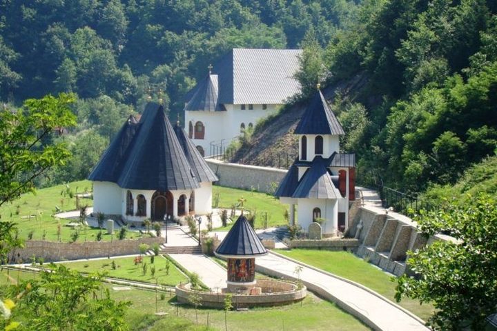 Manastir Sase zadužbina Uroša i Nemanjića sagrađen 1242 godine
