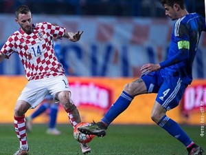Hrvatski navijači u Osijeku uzvikivali "Za dom spremni" Foto: RTRS
