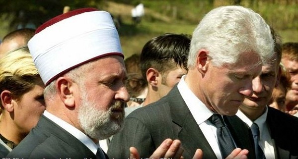 Klinton u Srebrenici