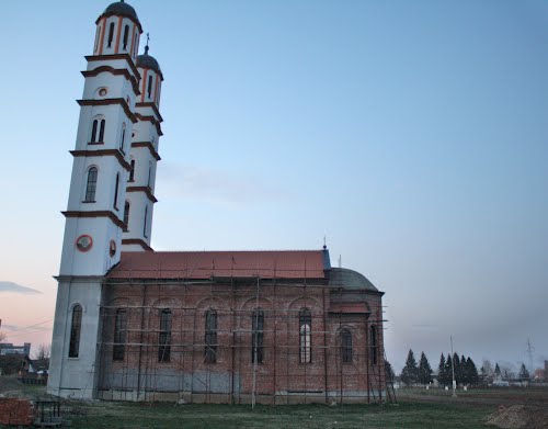 Храм Светог Саве у Новој Тополи