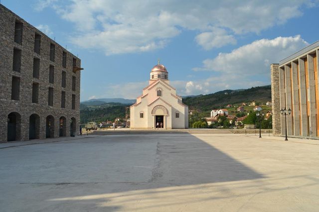 Храм Светог цара Лазара у Андрићграду