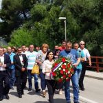 Bacanjem cvijeća u rijeku Bunu kod Mostara i služenjem parastosa u Staroj crkvi u Mostaru, danas su obilježene 24 godine od stradanja 30 srpskih civila i vojnika u tom mjestu, te stradanje 386 Srba iz doline Neretve koji su ubijeni sredinom juna 1992. godine