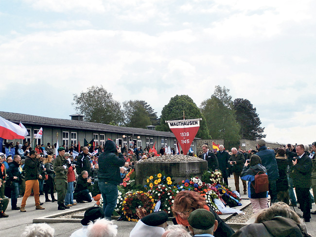 Централна комеморација у логору Маутхаузен (Фото: Ј. Чалија)