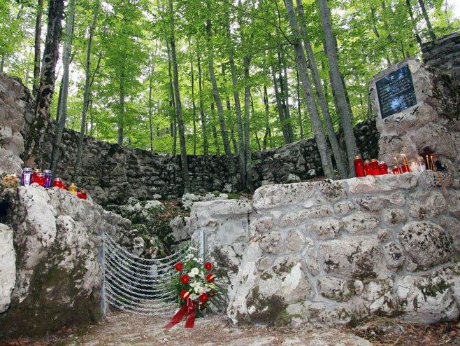 Шаранова јама (фото: www.panoramio.com)