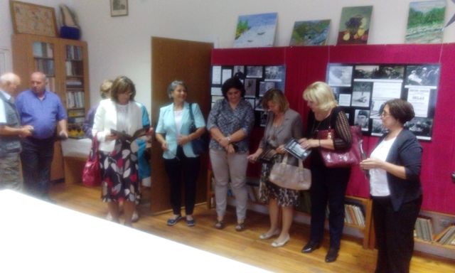  U Narodnoj biblioteci u Rogatici otvorena je izložba "Moje Jadovno", čijih 15 panoa pokazuju istinu o stradanju Srba za koju se dugo nije znalo