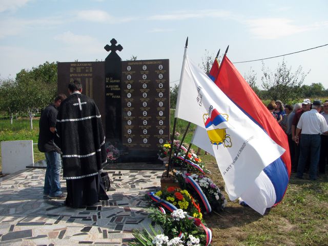 Brčko - parastos za 27 poginulih civila koji su stradali prilikom napada tzv. Armije BiHFoto: SRNA