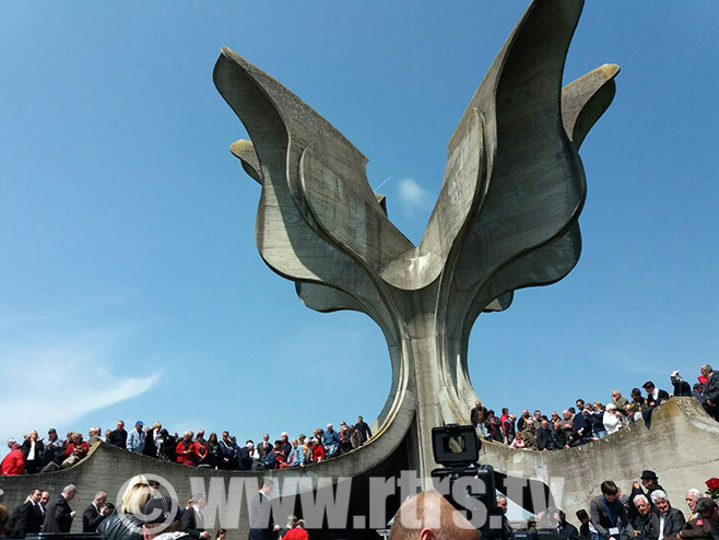 Molitveno sjećane i memorijalna akademija u pomen jasenovačkim žrtvama Foto: RTRS