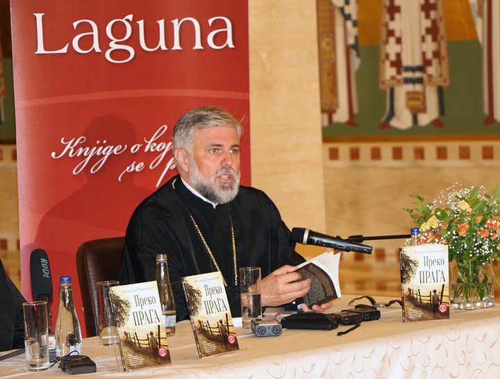 Promocija Lagunine hit-knjige “Preko praga” u kripti Hrama Svetog Save