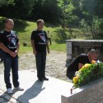 Kod Spomen-obilježja u Kasindolu služen je parastos i položeno cvijeće u okviru manifestacije "Dani Kasindolskog bataljona" za pripadnike ovog bataljona koji su položili živote za stvaranje Republike Srpske.