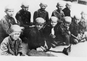 Djeca u logoru