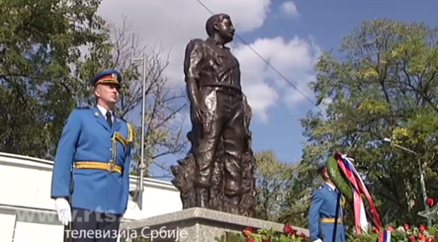 Споменик народном хероју Милану Тепићу откривен је јуче у Београду