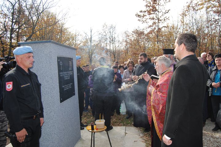 Parastosom, polaganjem vijenaca i paljenjem svijeća na Glođanskom brdu kod Zvornika danas je obilježeno 25 godine od stradanja 126 boraca Vojske Republike Srpske, koje su 6. novembra 1992. godine ubili pripadnici takozvane Armije BiH.