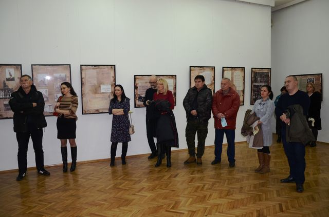  U Muzeju Kozare u Prijedoru večeras je otvorena izložba arhivskih dokumenata pod nazivom "Eparhija banjalučka u Drugom svjetskom ratu 1941–1945 - mučeništvo Srpske pravoslavne crkve u Bosanskoj krajini".
