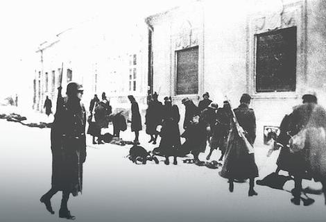 Mađarski vojnici skupljaju Jevreje i Srbe po Novom Sadu Foto: jevrejski istorijski muzej / United States Holocaust Memorial Museum 