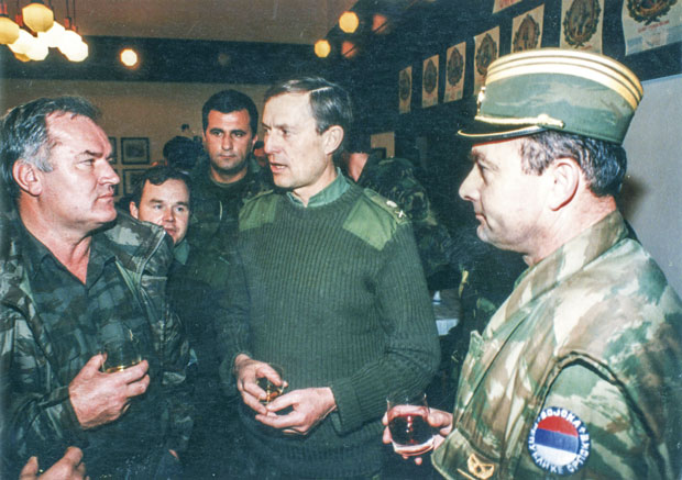 Mladić i general Majkl Rouz