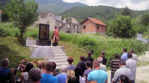 U selu Ledići u federalnoj opštini Trnovo danas je obilježeno 26 godina od svirepog zločina nad 24 srpska civila koji su počinili pripadnici takozvane Armije BiH.