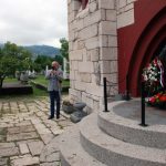 Делегација Амбасаде Србије у БиХ положила је данас вијенац на гроб Гаврила Принципа у федералном Сарајеву и одали пошту видовданским јунацима, члановима "Младе Босне".
